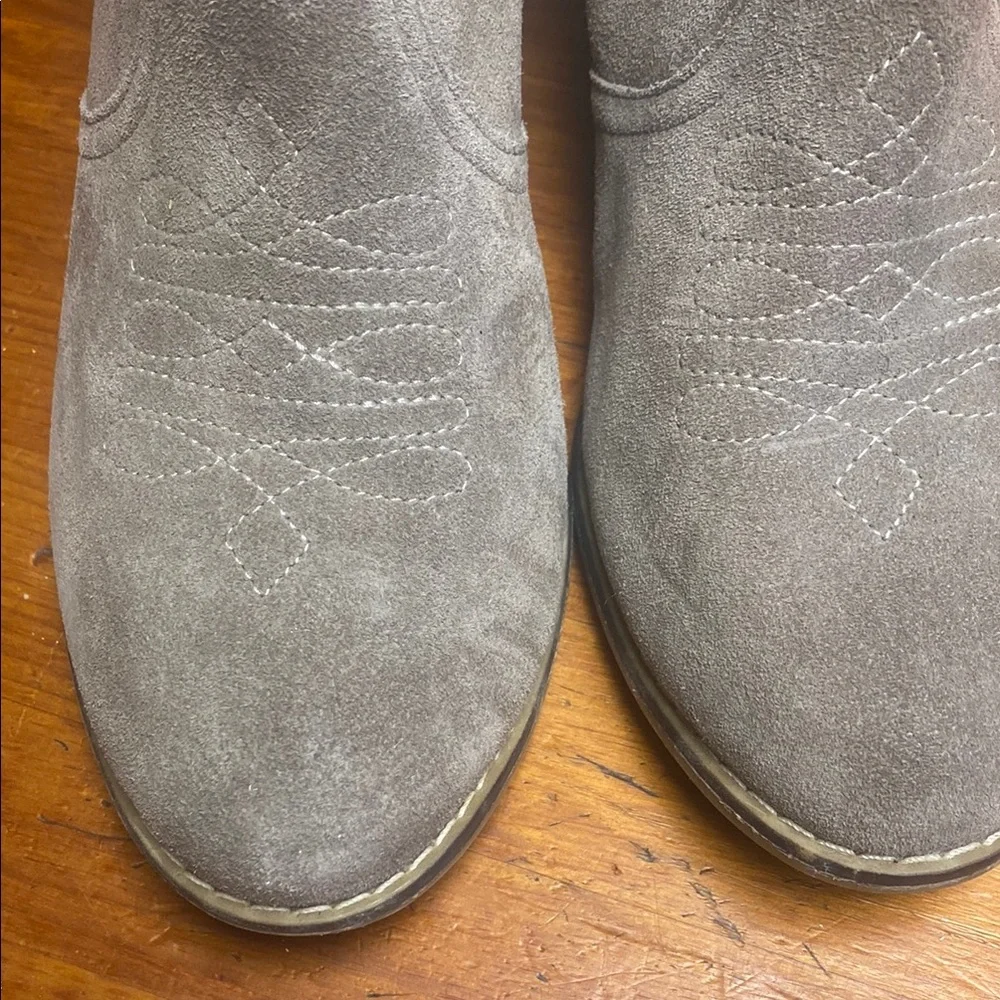 Franco Fortini Gray Suede Cheney Ankle Booties